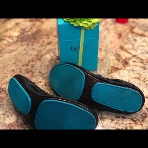 Matte Black Tieks